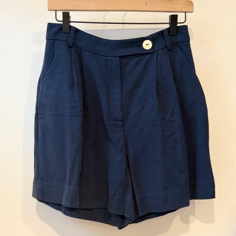 & Other Stories Tailored Shorts